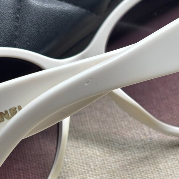 Chanel White Frame Bouton Sunglasses-5192 - Picture 14 of 16